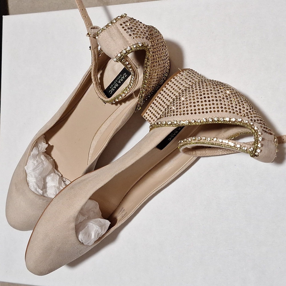 ZARA BASIC NUDE BALLERINAS BLING BLING, PRE LOVED